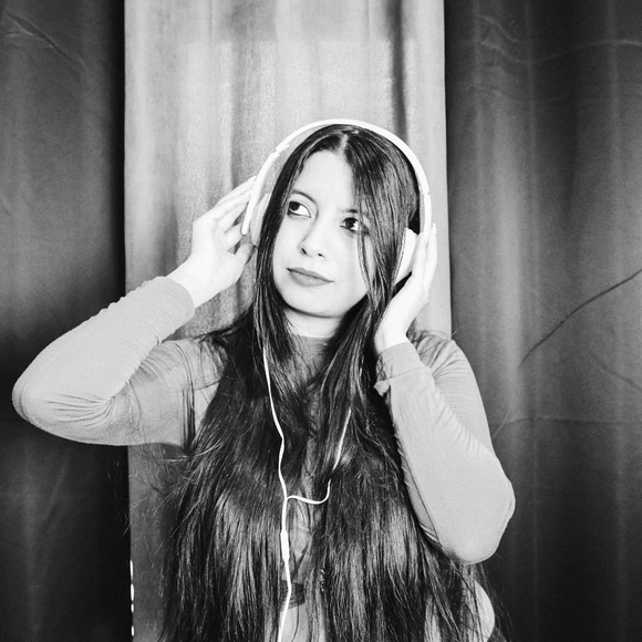 Meet your Posher, Ahinsa - Picture 1 of 1